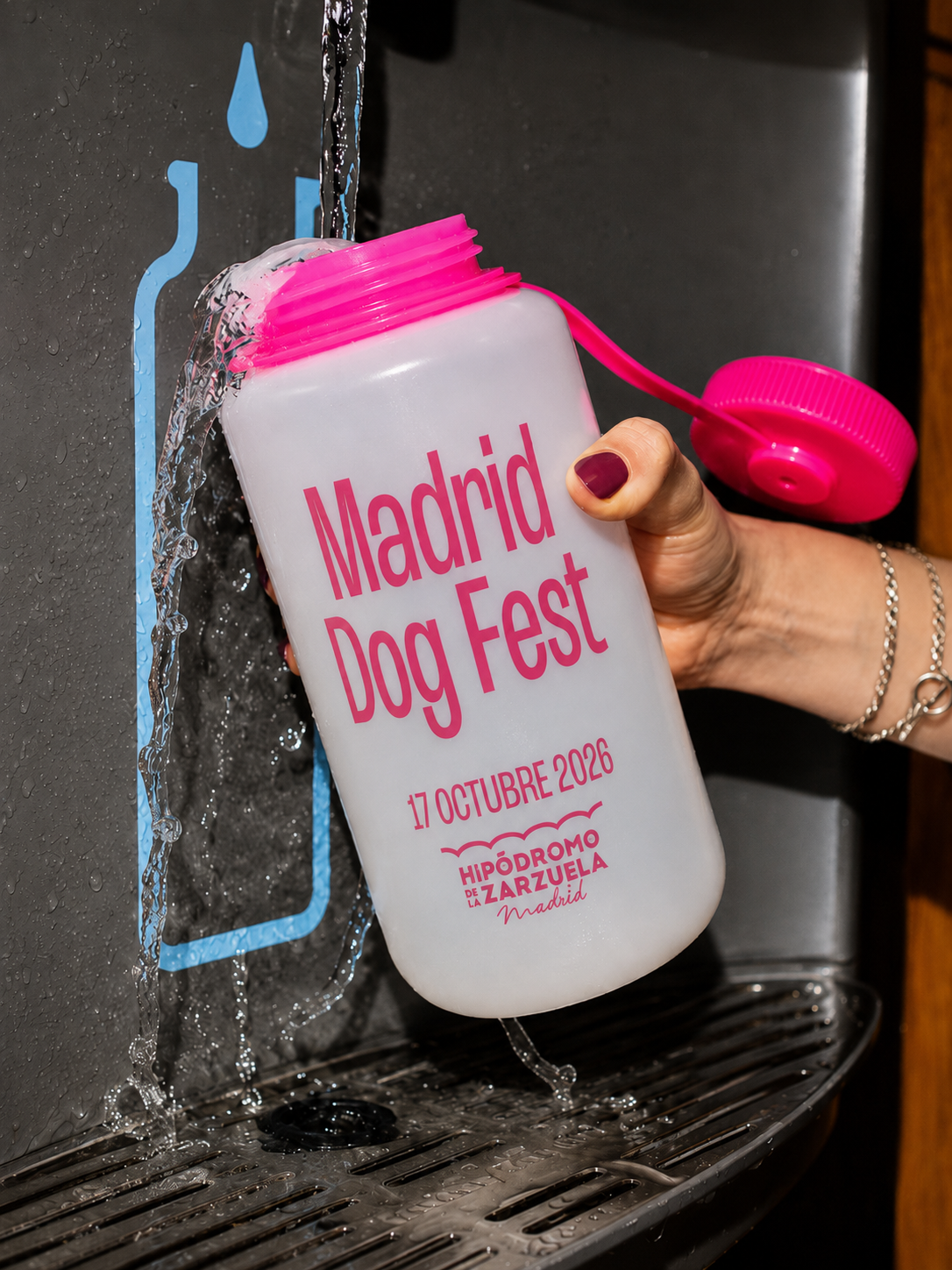 Madrid Dog Fest branded water station